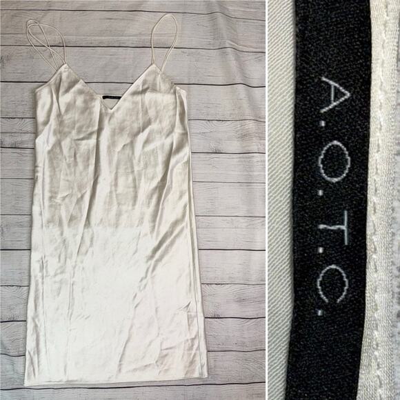 A.O.T.C Silk Blend Ivory Slip Dress V-Neck Knee Length Size 2 - Picture 1 of 7